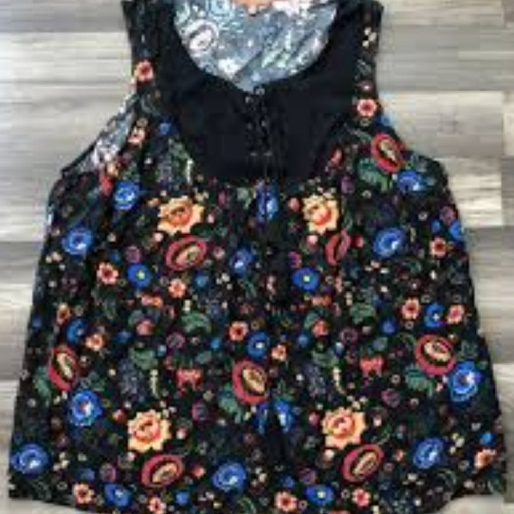 Modcloth Lace Up Black/Floral Tank Top 2X/3X